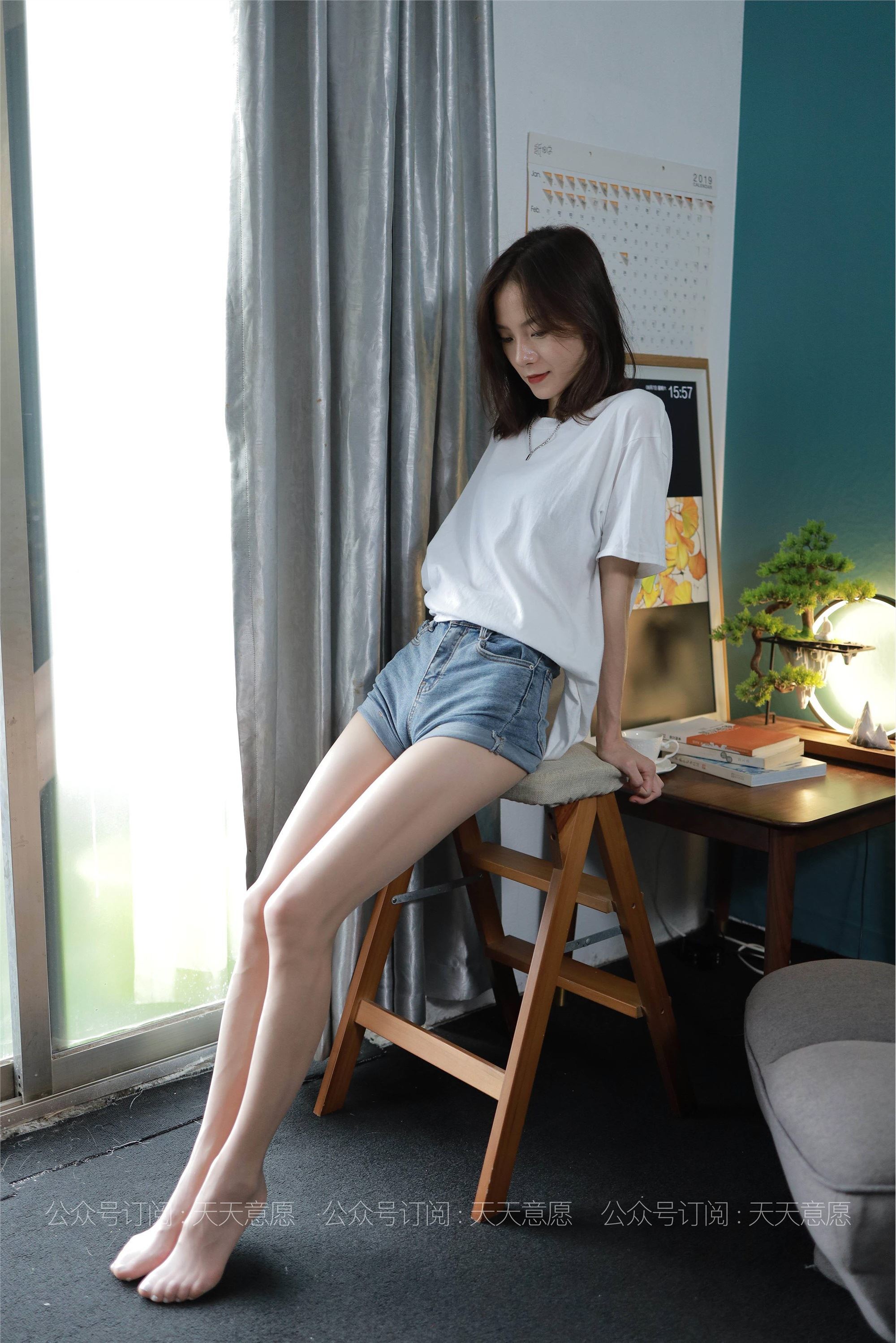 IESS异思趣向  2021.08.03 丝享家878：小六《邻家少女爱看书》